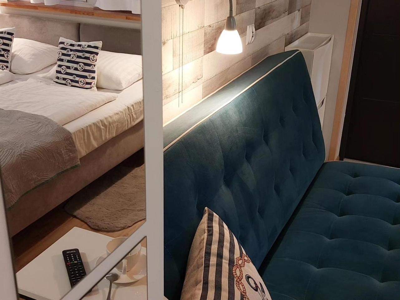 Apartamenty I Mieszkania Wakacyjne Chałupy エクステリア 写真
