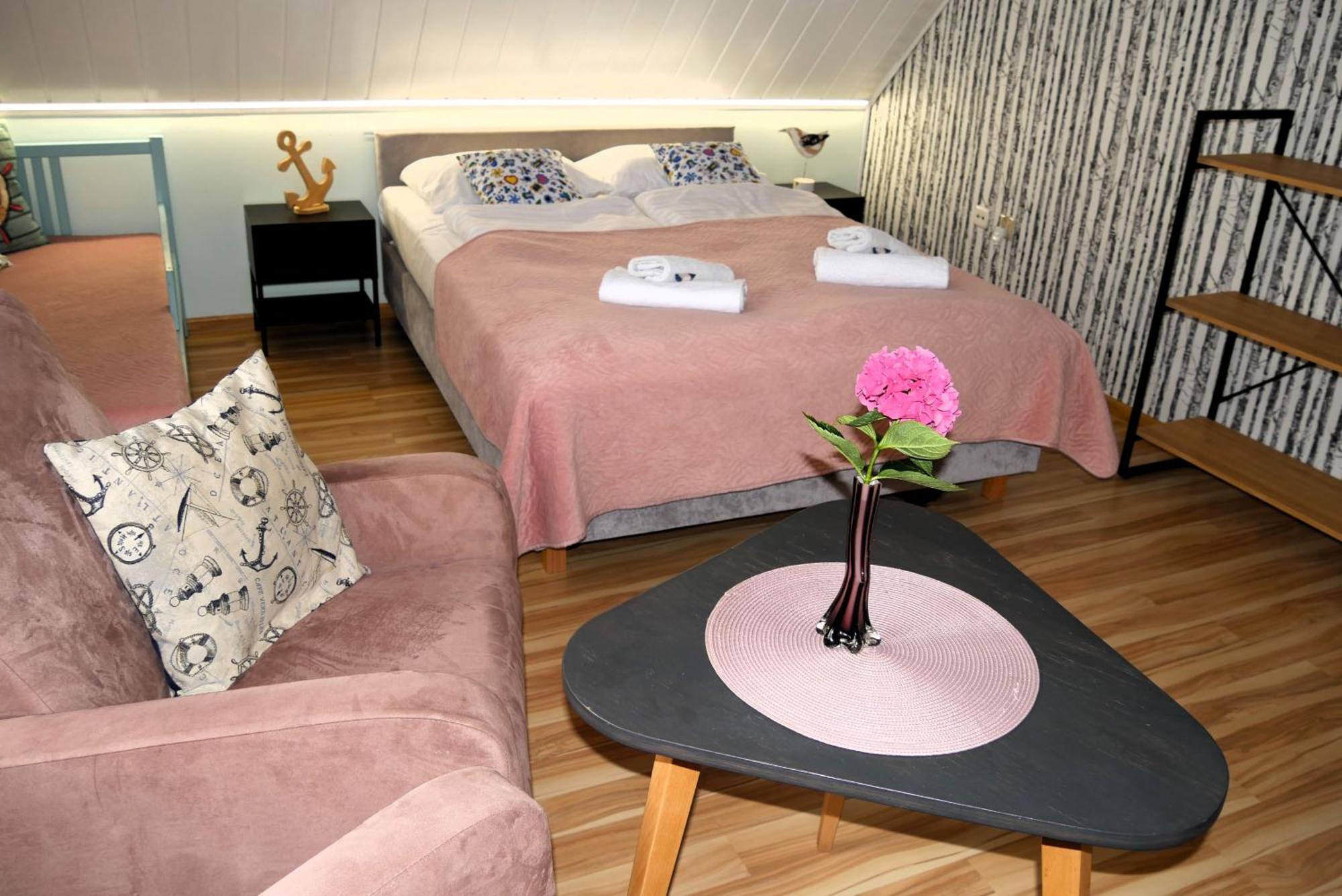 Apartamenty I Mieszkania Wakacyjne Chałupy エクステリア 写真